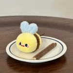 Three replaceable silvervine sticks included with the Matatabi bee toy.